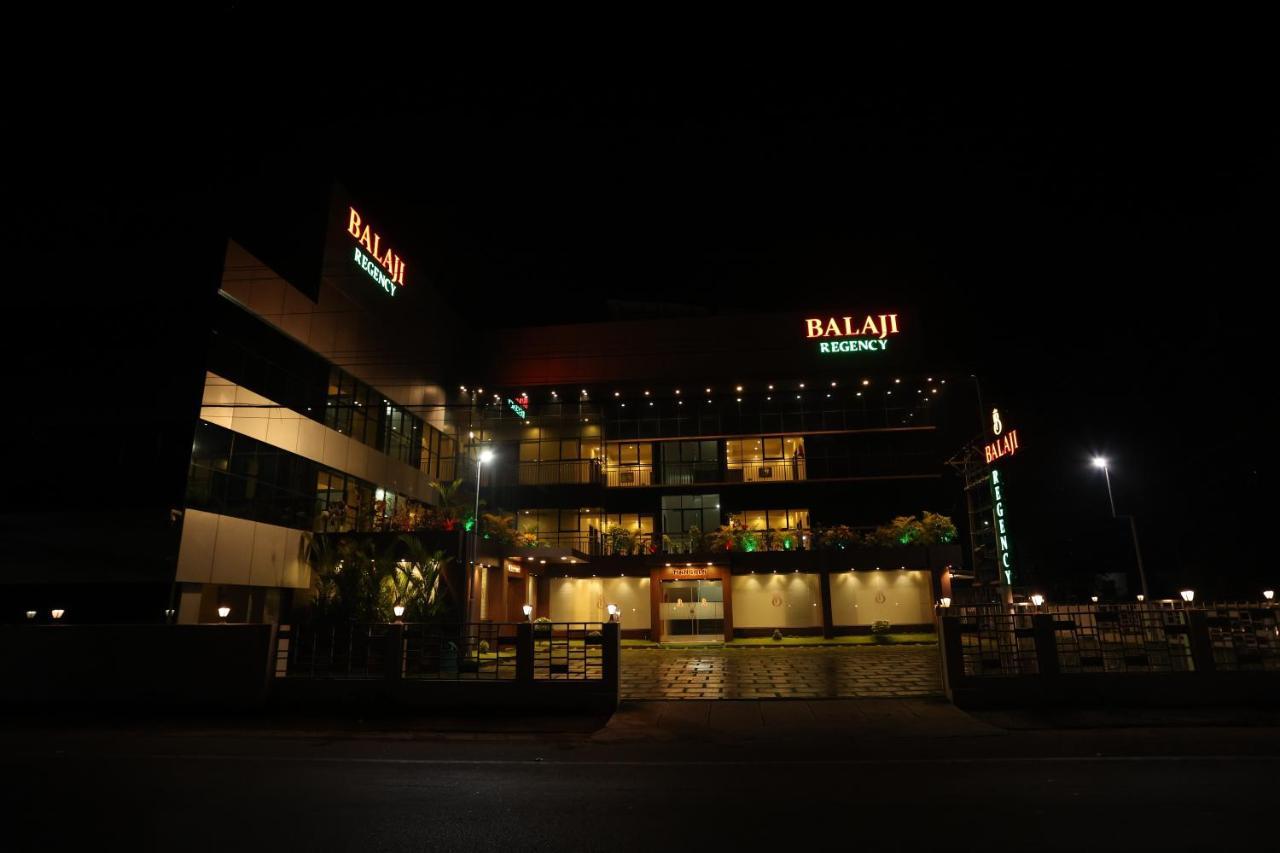 Balaji Regency Kanhangad Kannangad Luaran gambar