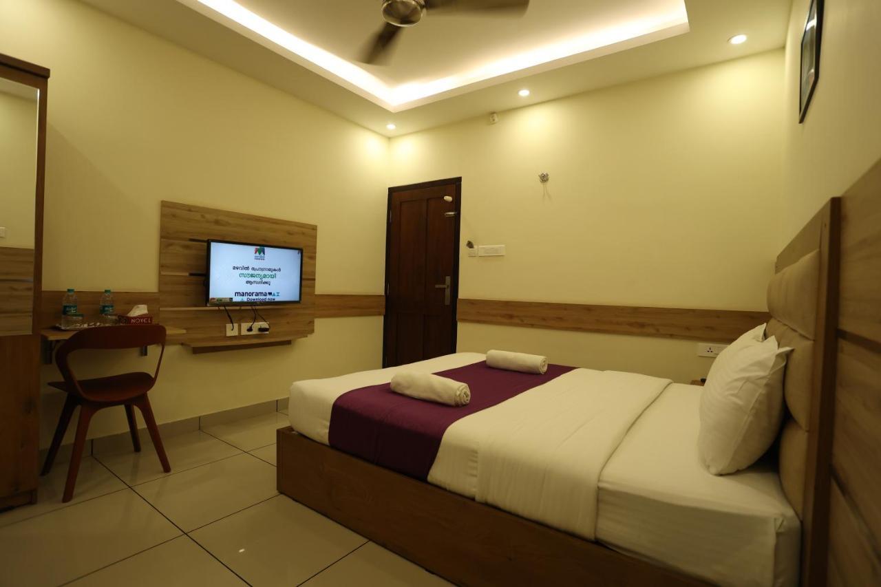 Balaji Regency Kanhangad Kannangad Luaran gambar
