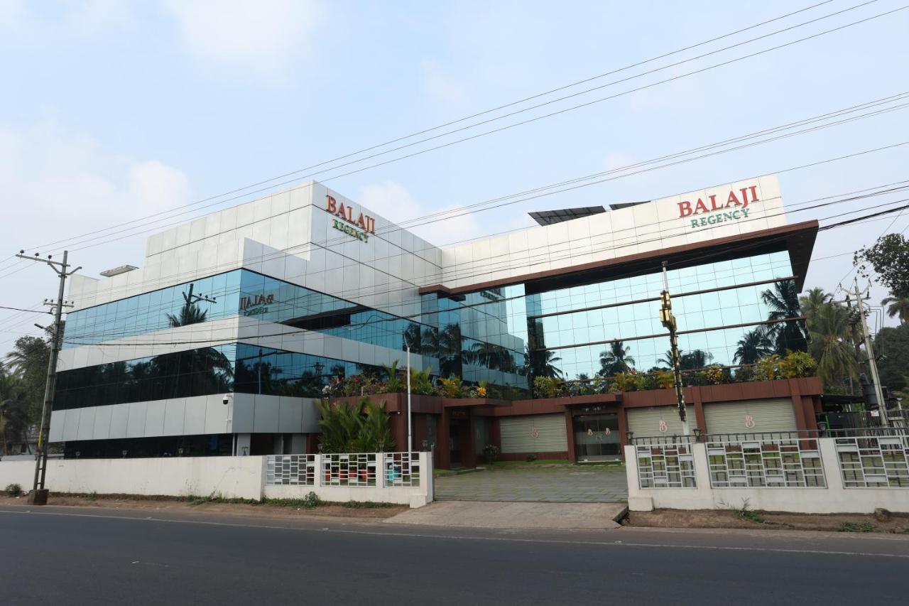 Balaji Regency Kanhangad Kannangad Luaran gambar