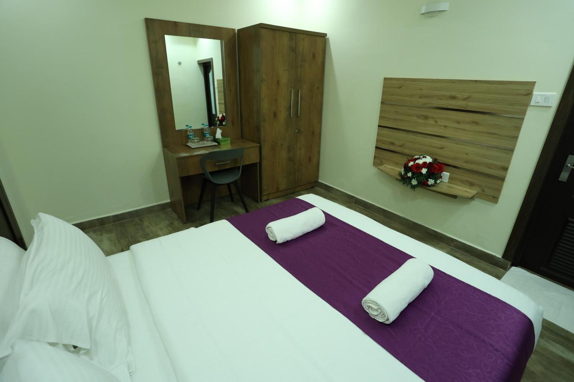 Balaji Regency Kanhangad Kannangad Luaran gambar