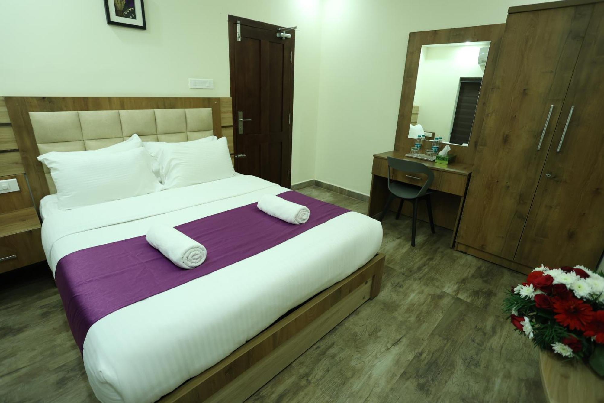 Balaji Regency Kanhangad Kannangad Luaran gambar