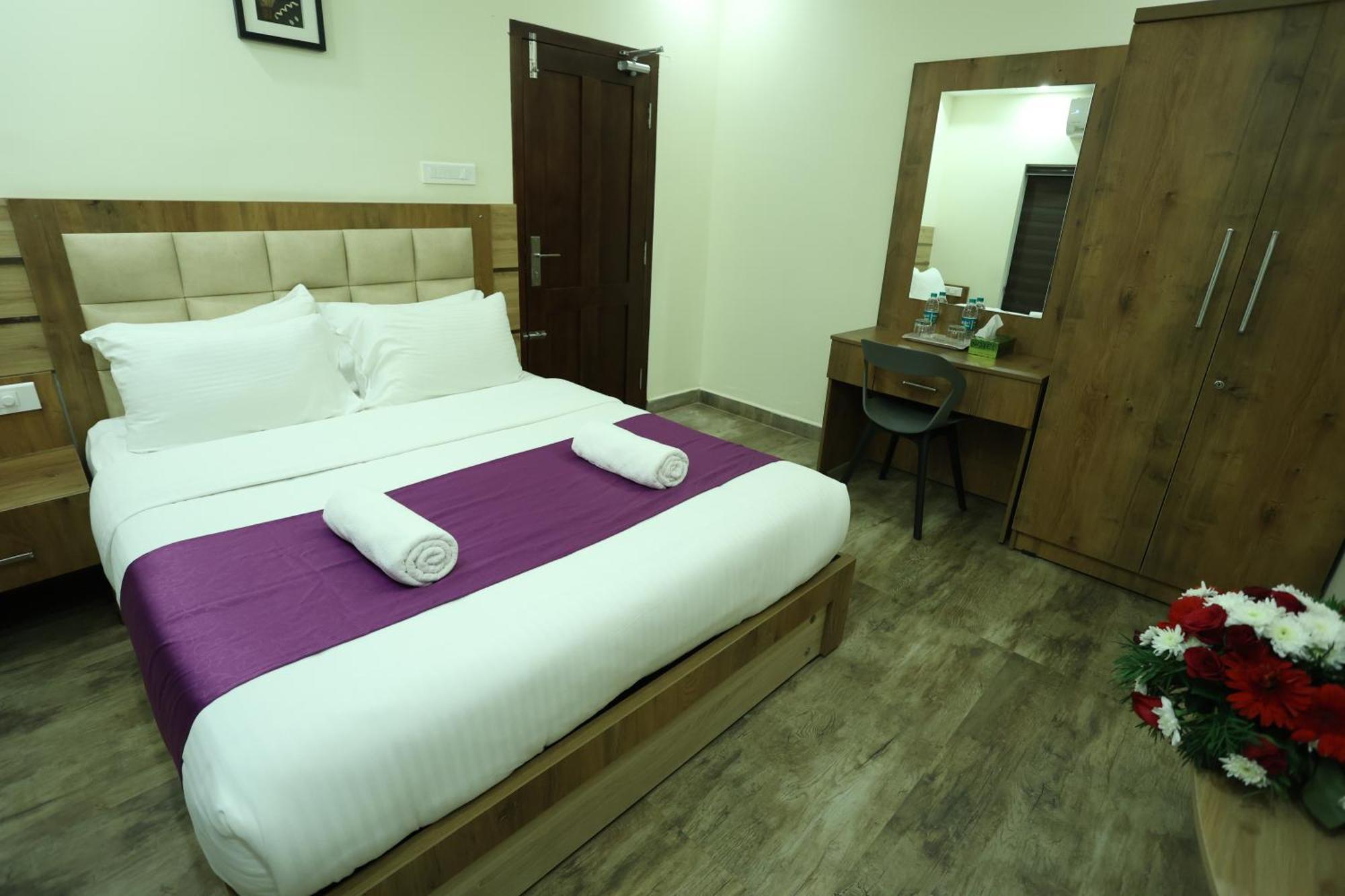 Balaji Regency Kanhangad Kannangad Luaran gambar