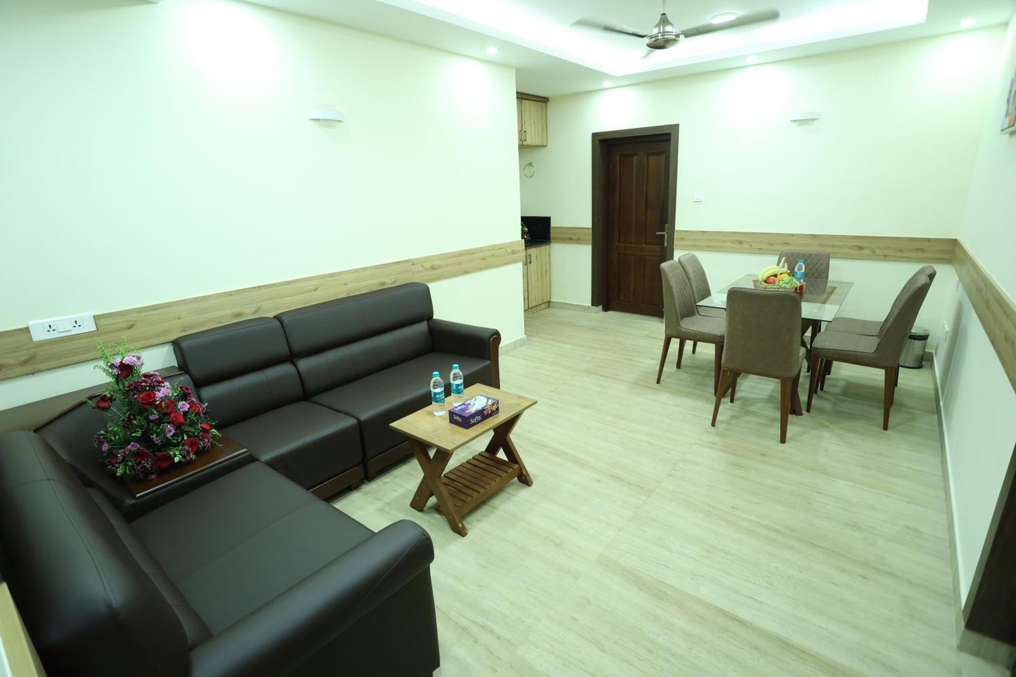 Balaji Regency Kanhangad Kannangad Luaran gambar