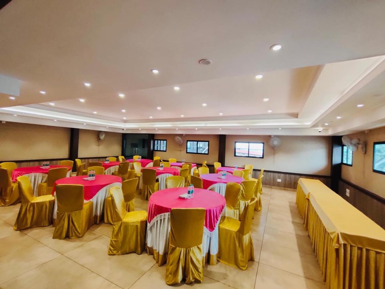 Balaji Regency Kanhangad Kannangad Luaran gambar